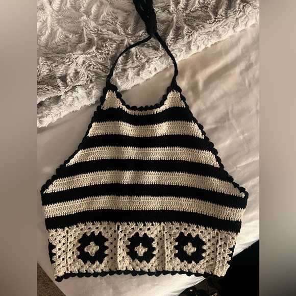 Knitted B&W Tie Halter Top - Picture 1 of 2